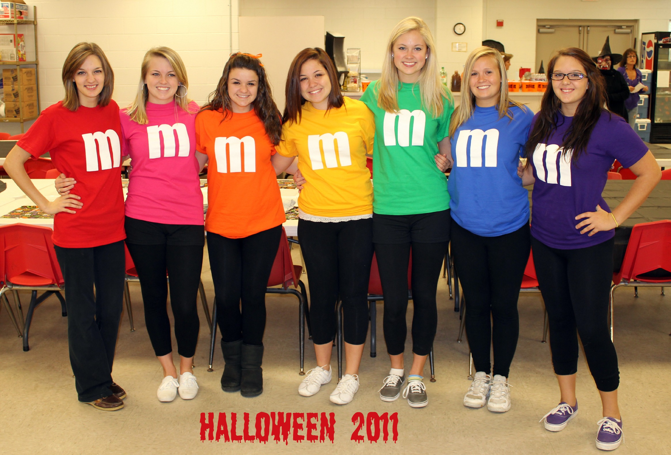 SENIOR GIRLS rock the M & M tee shirts!