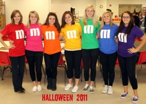 SENIOR GIRLS rock the M & M tee shirts!