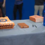 How to Attract Visitors to Your Conference Booth: A Pre-Show Checklist